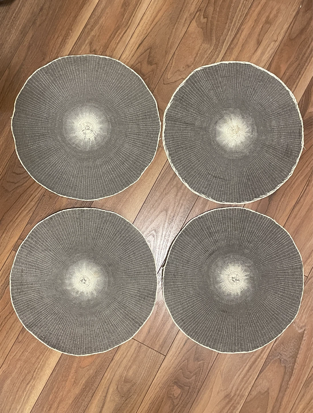 Set of 4 Round Woven Placemats