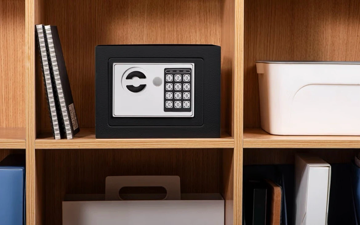 Small Electronic Safe Box With Digital Keypad & Keys - photo 5