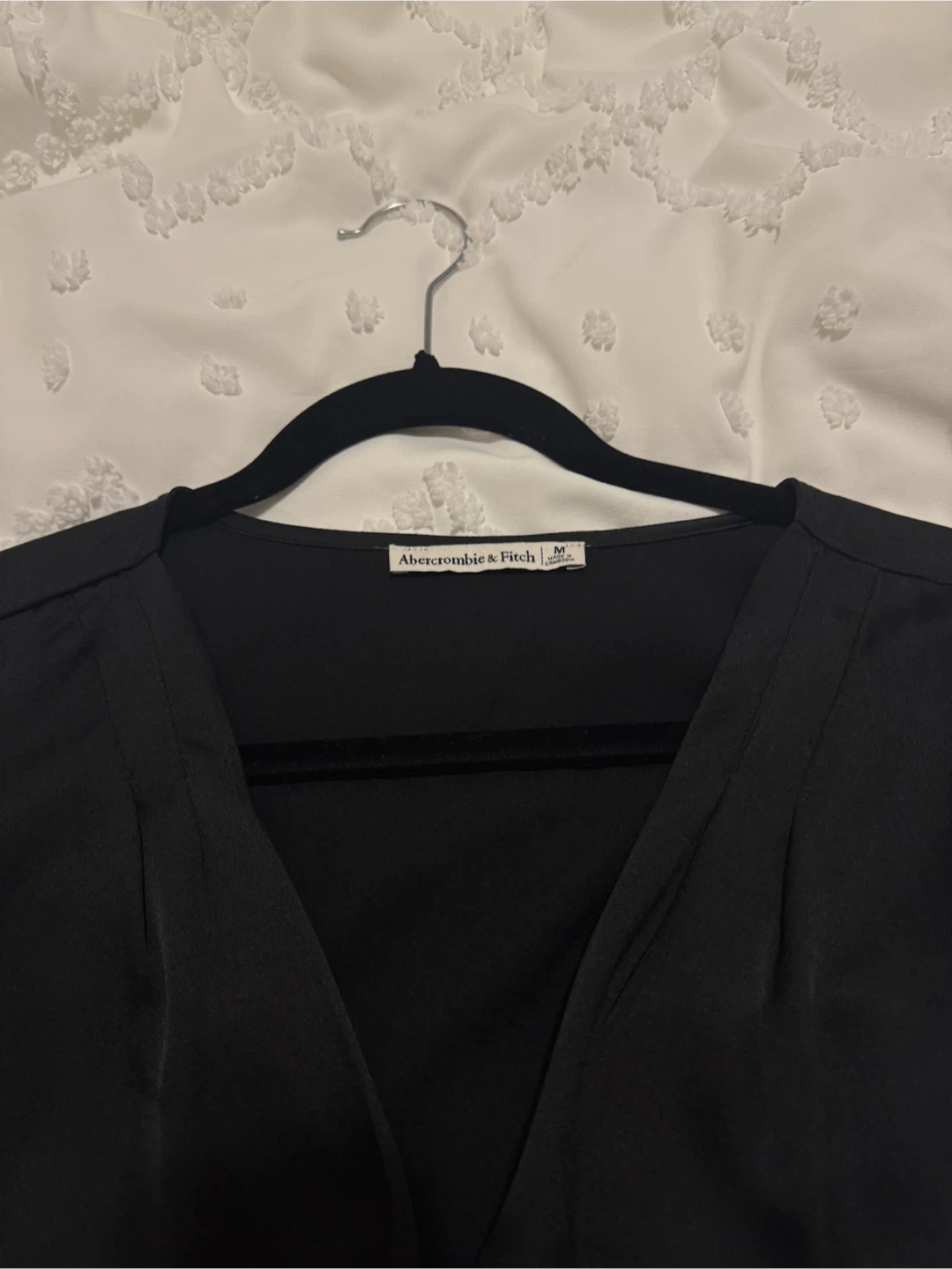 Abercrombie & Fitch Black Satin Bodysuit - M - photo 3