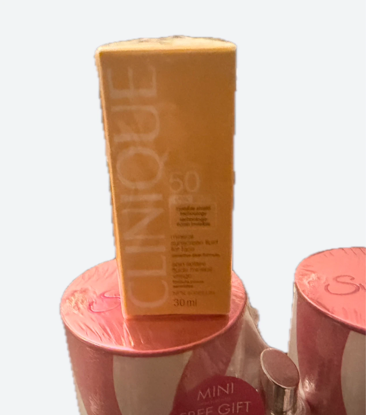 Clinique SPF 50 mineral Sunscreen Fluid for Face 30 ml