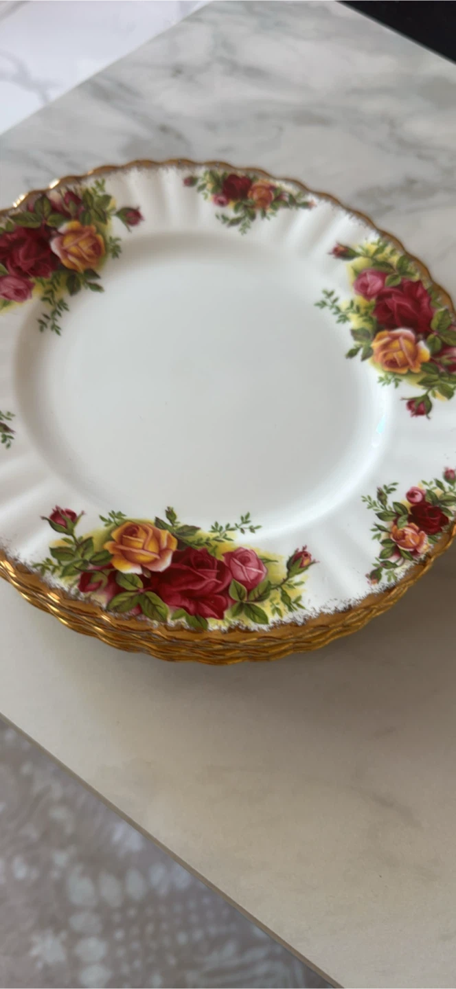 Royal Albert Old Country Roses Plates (Set of 6) - photo 2