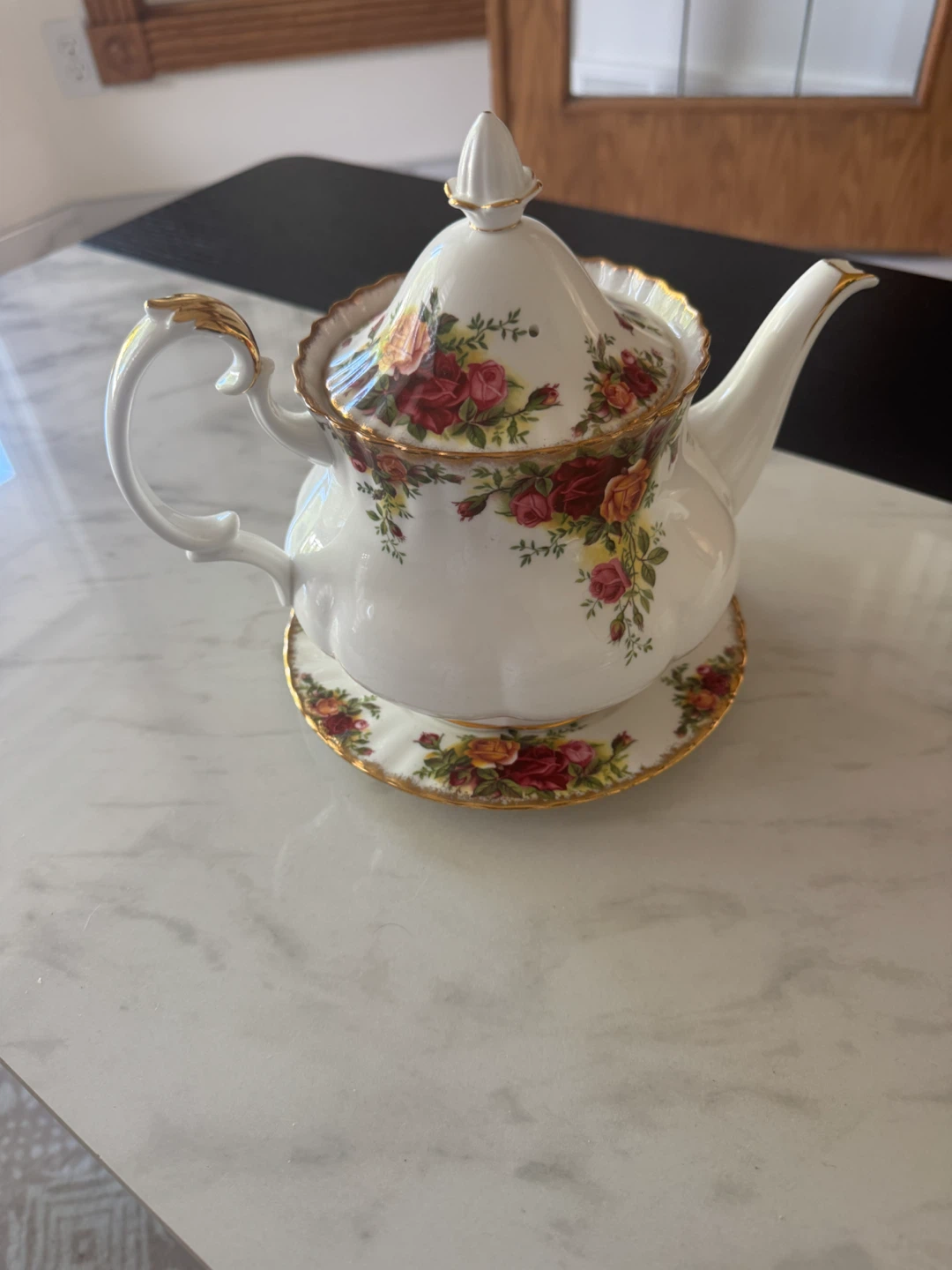 Royal Albert Old Country Roses Teapot