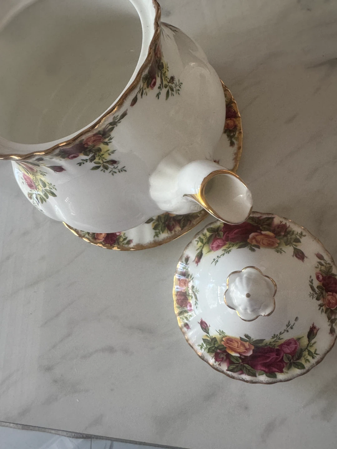 Royal Albert Old Country Roses Teapot - photo 4