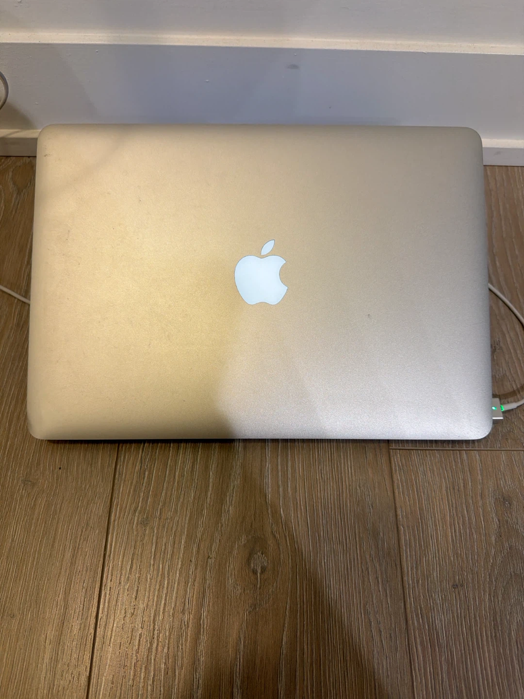Apple MacBook Air Laptop - photo 2
