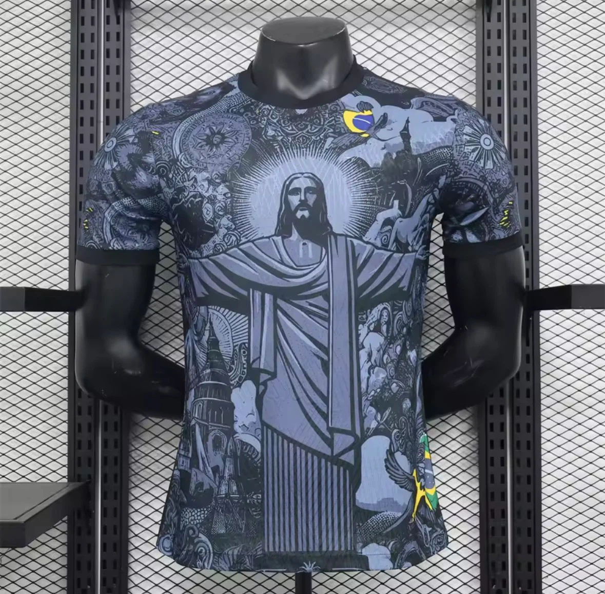 T-Shirt with Jesus Christ and Cityscape Graphic - photo 2