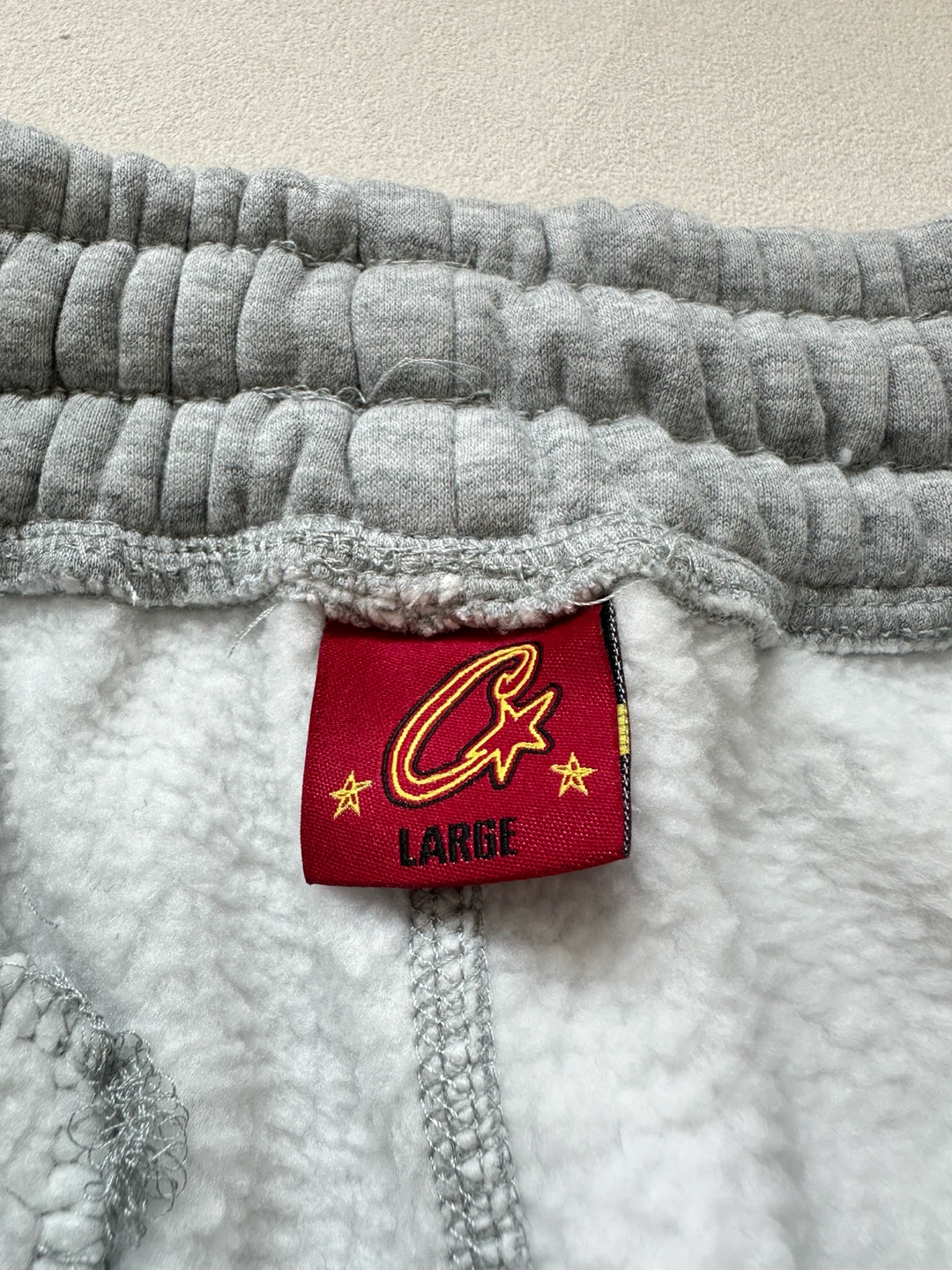 Grey Corteiz shorts - photo 3