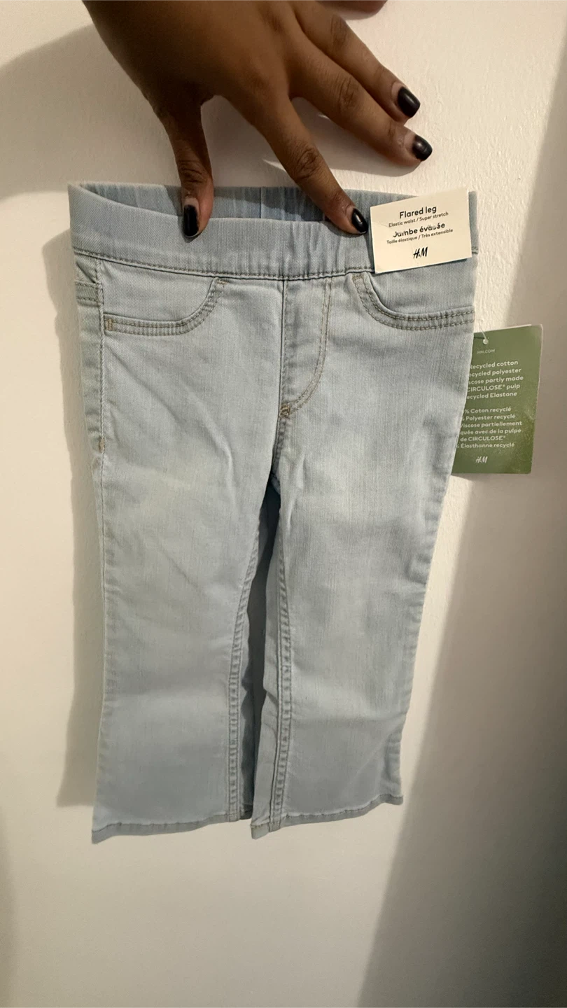 H&M Light Wash Flared Leg Jeans - Size 2T