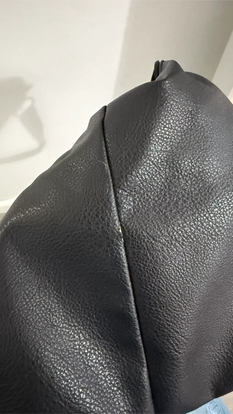 Black Leather Shoulder Bag - photo 3