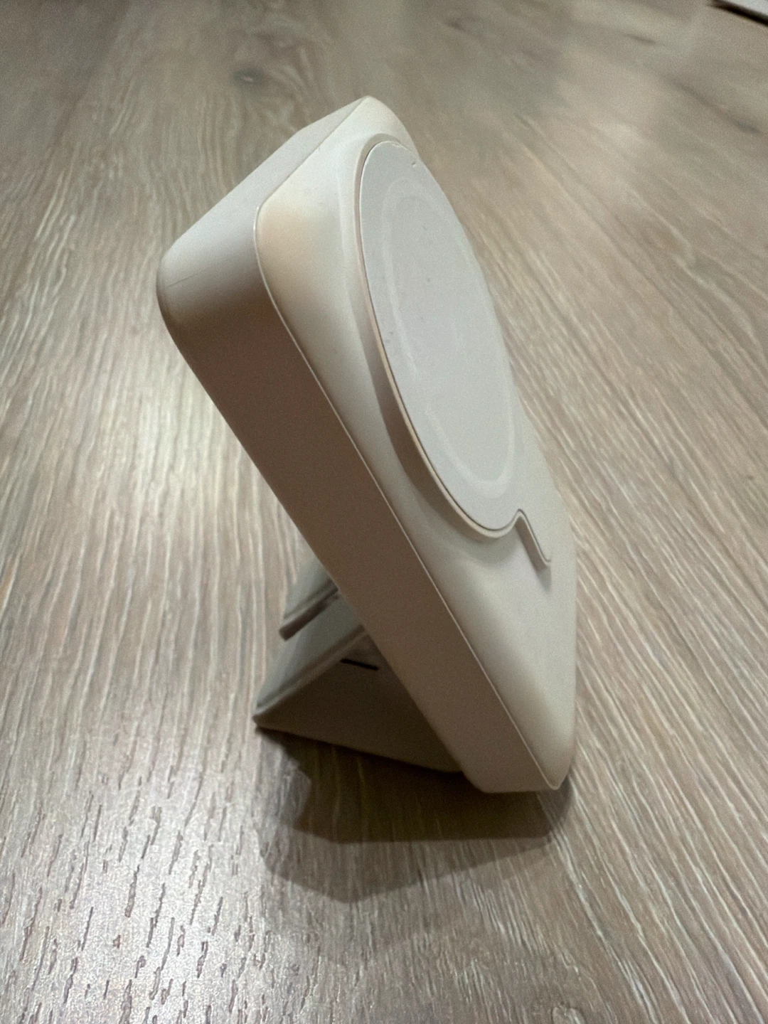 White Portable Wireless Charger with Stand - photo 2