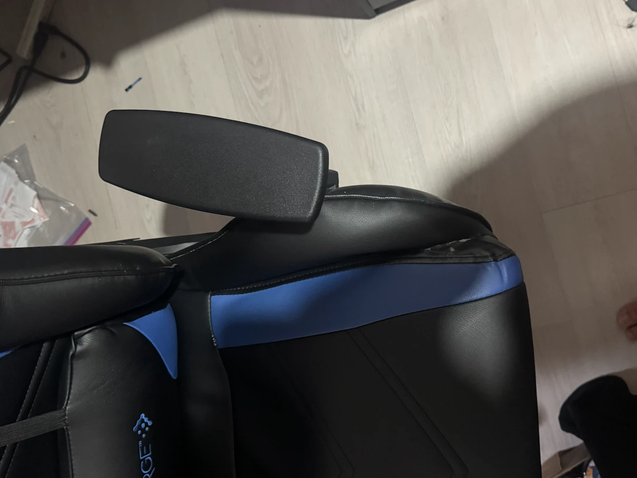 EMERGE Gaming Chair - photo 3