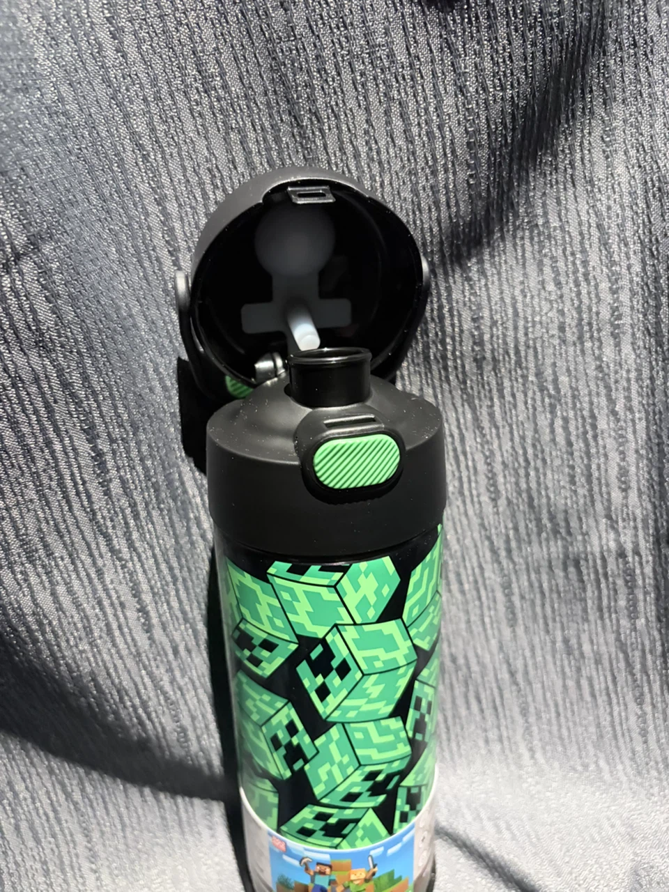 Minecraft Water Bottle - photo 2
