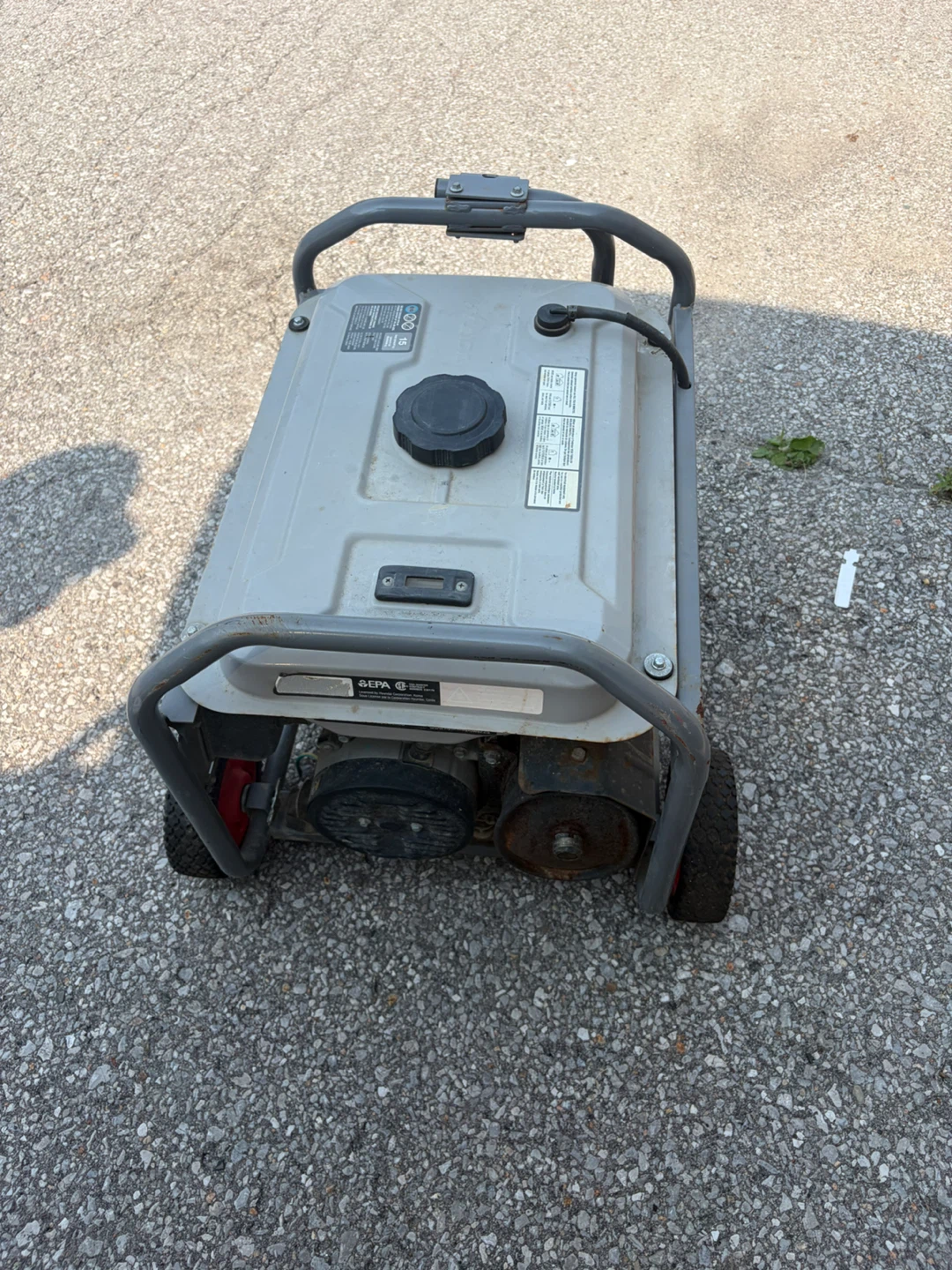 Hyundai HG4050 Generator - photo 3