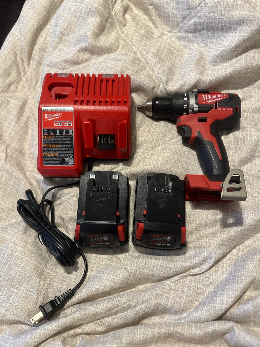 Milwaukee 18V Brushless Drill  Kit w/ 2 Batteries & Charger