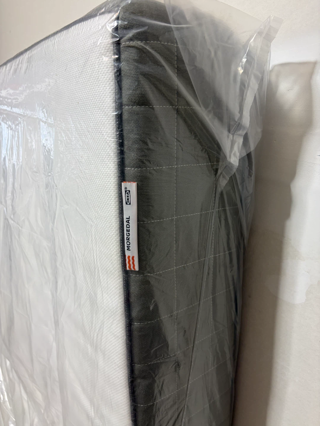 IKEA Morgedal Queen Mattress - photo 2