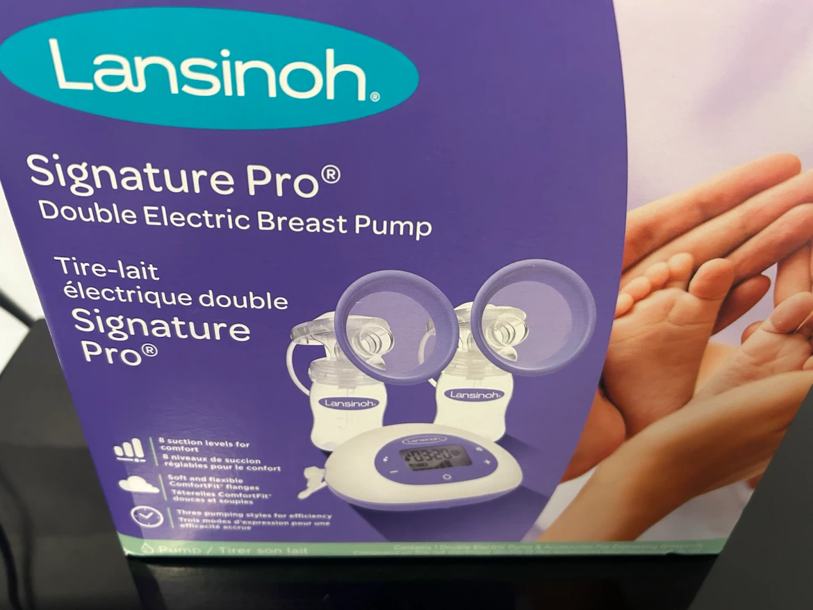 Lansinoh Signature Pro Electric Breast Pump & Milk Bags