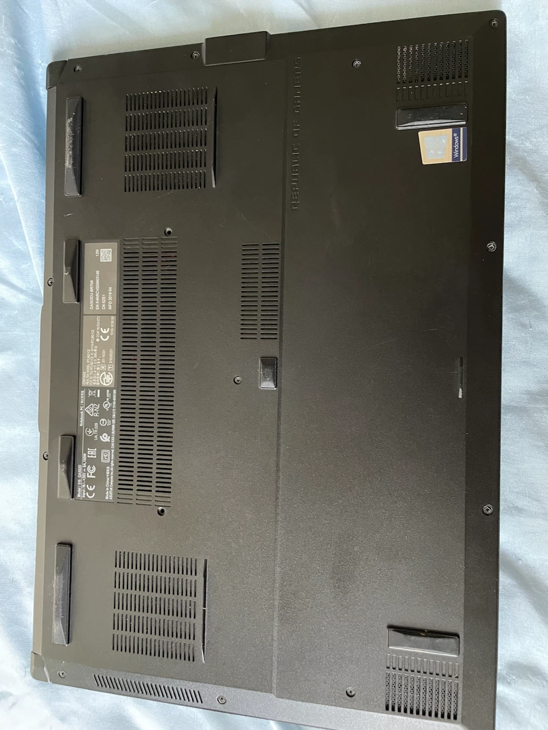 ASUS ROG Zephyrus Laptop - photo 3