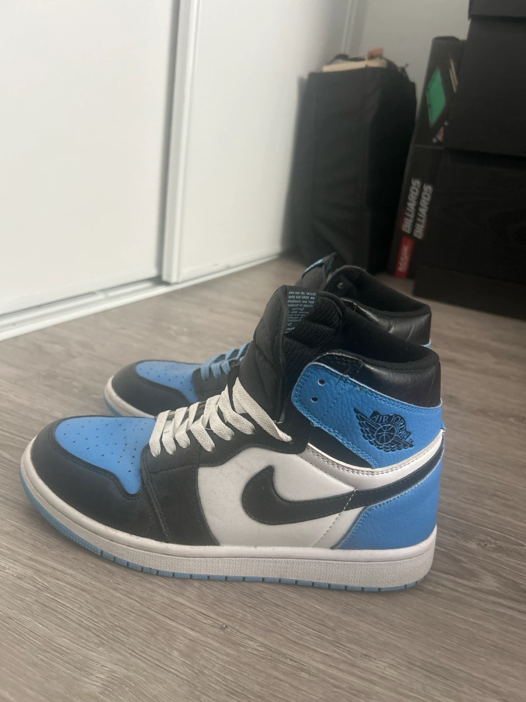 Air Jordan 1 High OG "University Blue" - photo 2