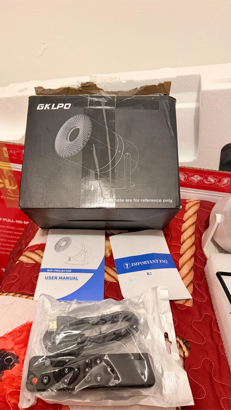 GKLP0 WiFi Projector with Remote - photo 3