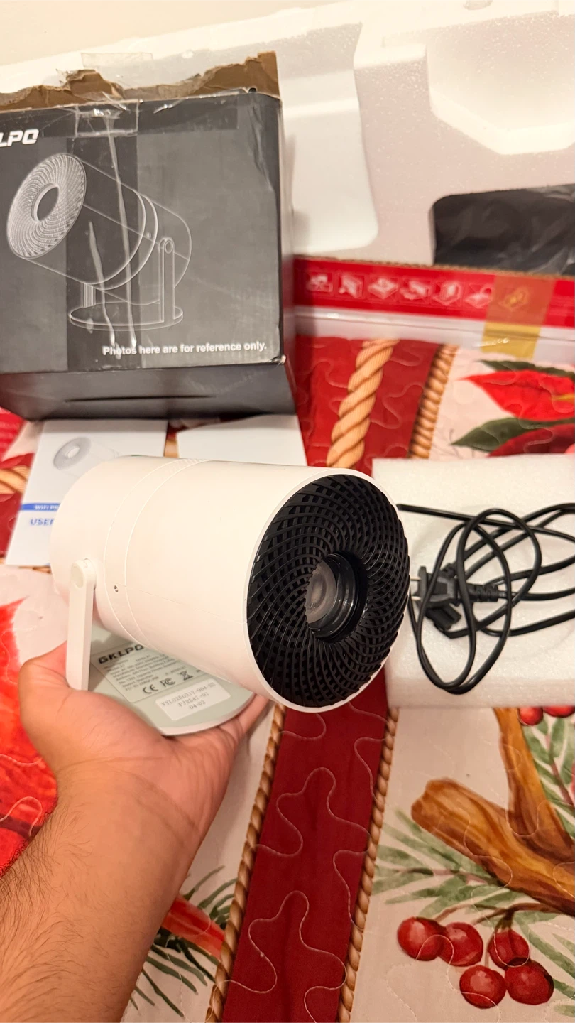 GKLP0 WiFi Projector with Remote - photo 4