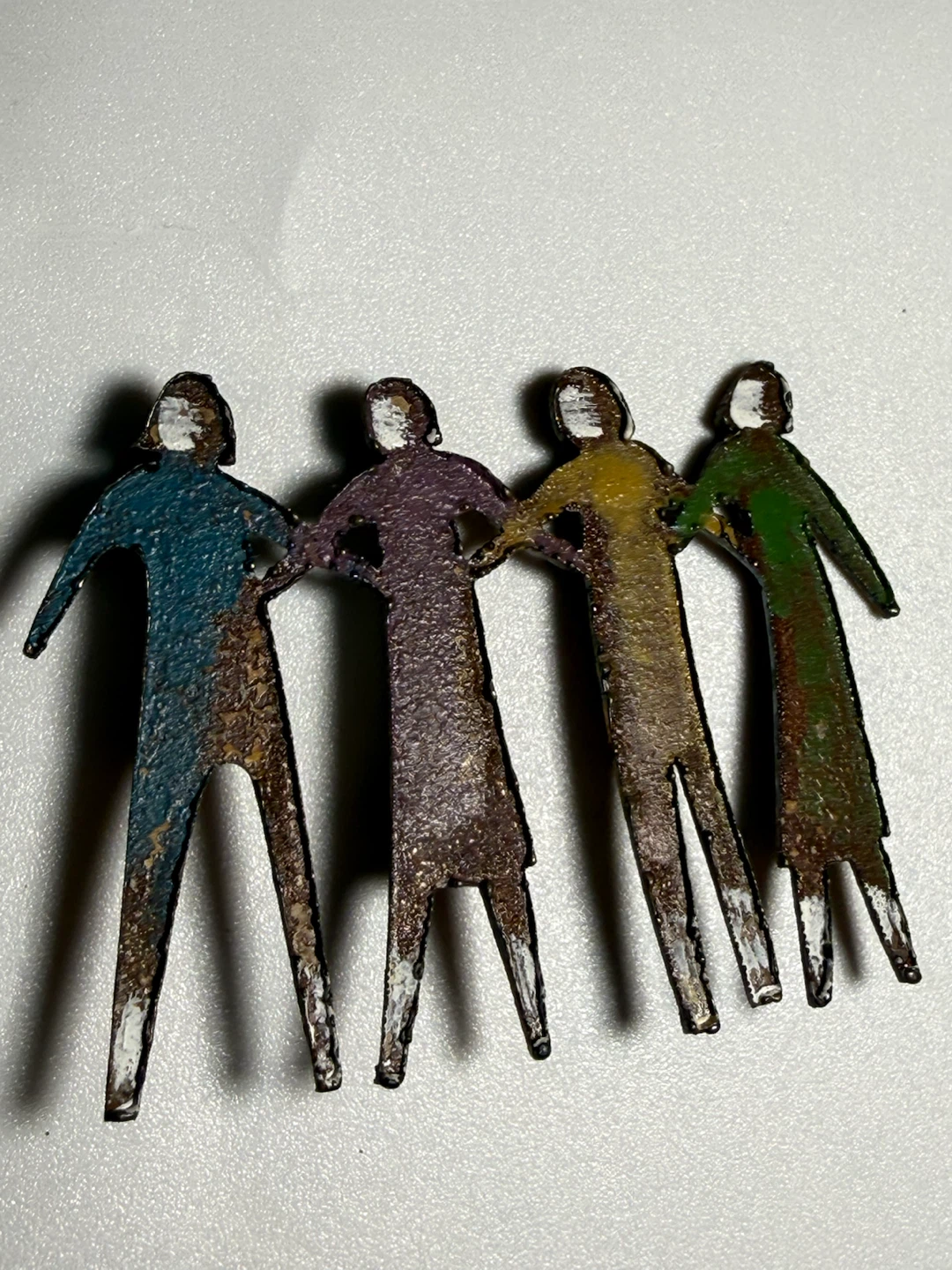 Brooch Pin - 4 Figures - photo 2