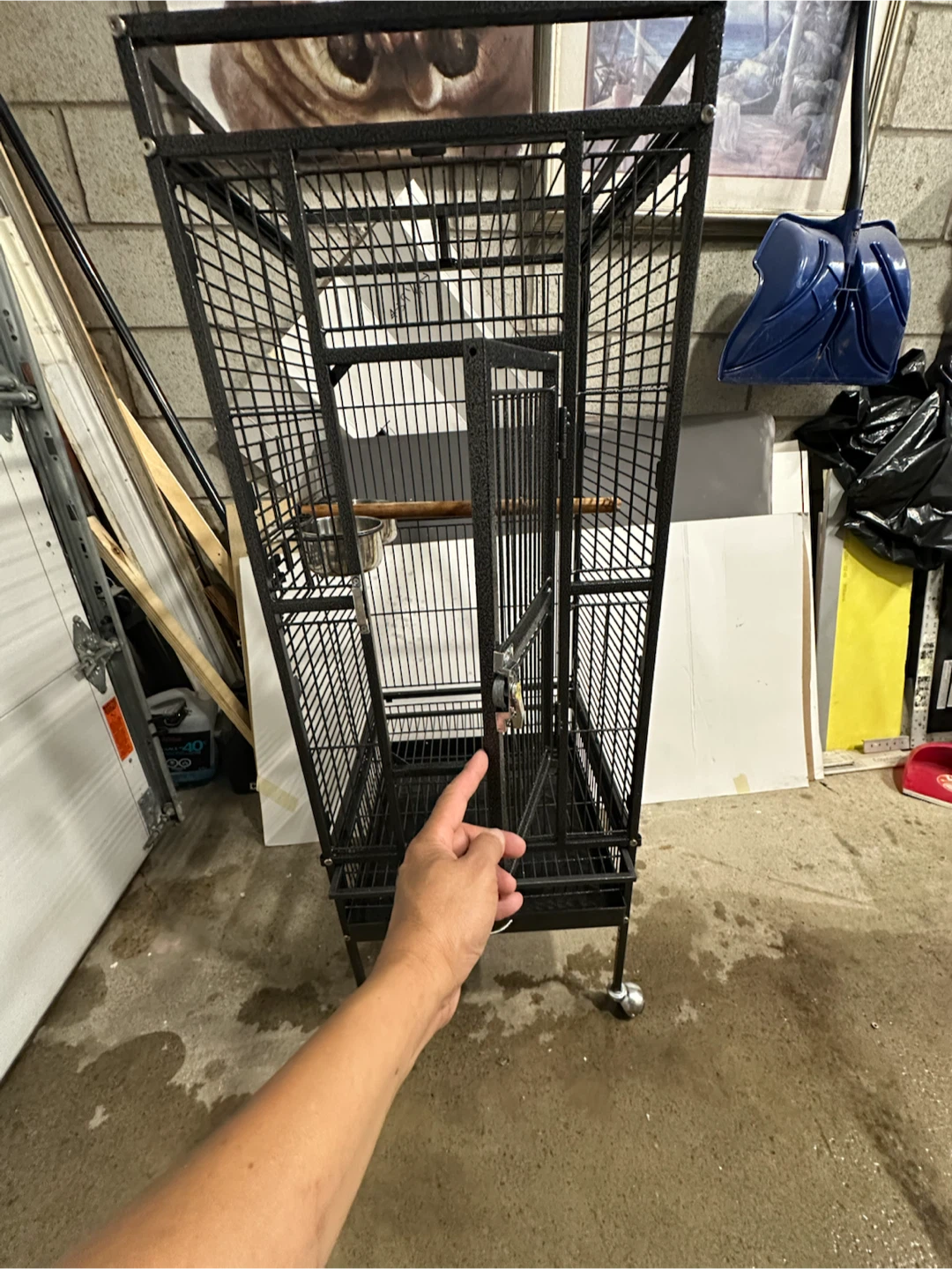Large Bird Cage on Wheels - photo 2