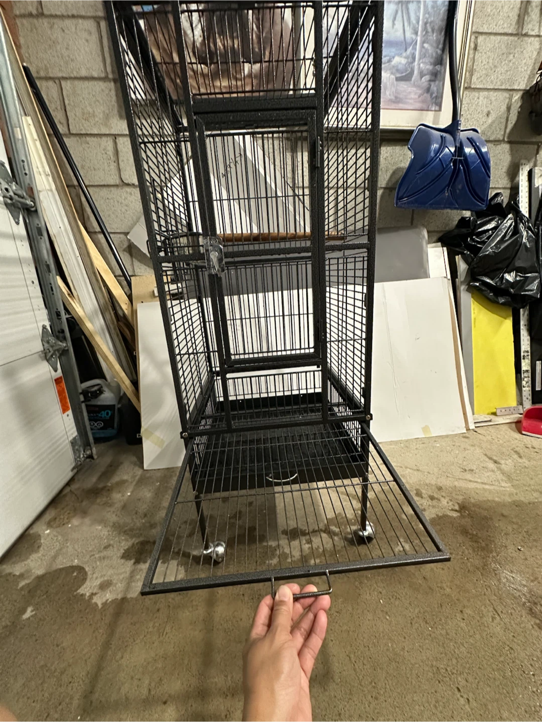 Large Bird Cage on Wheels - photo 3