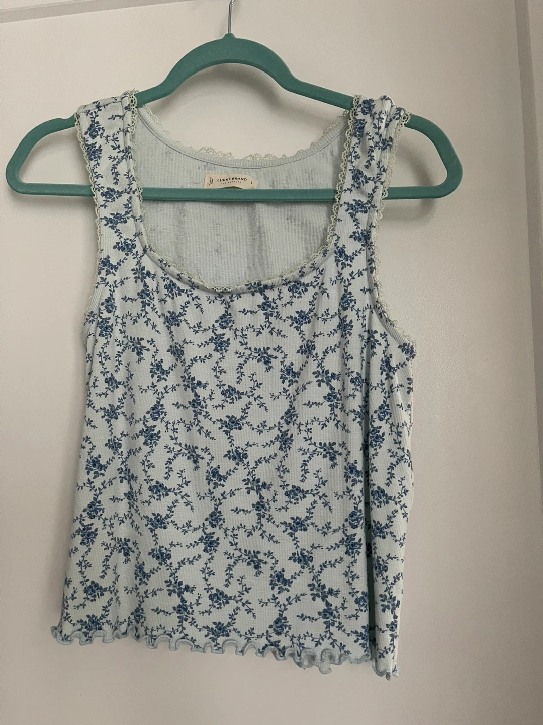 Clothes Bundle - photo 3
