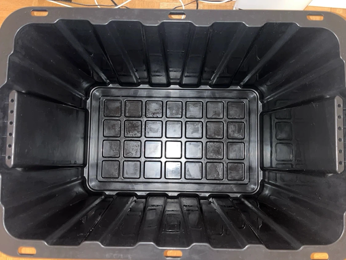 [Move out sale] Heavy-Duty Storage Box 102L - photo 3