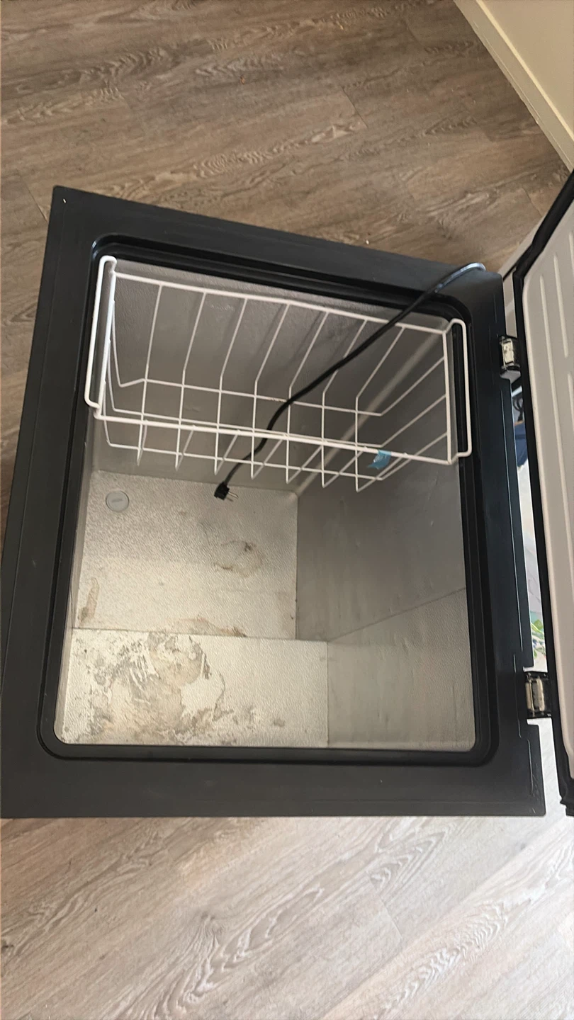 Arctic King Chest Freezer - photo 4