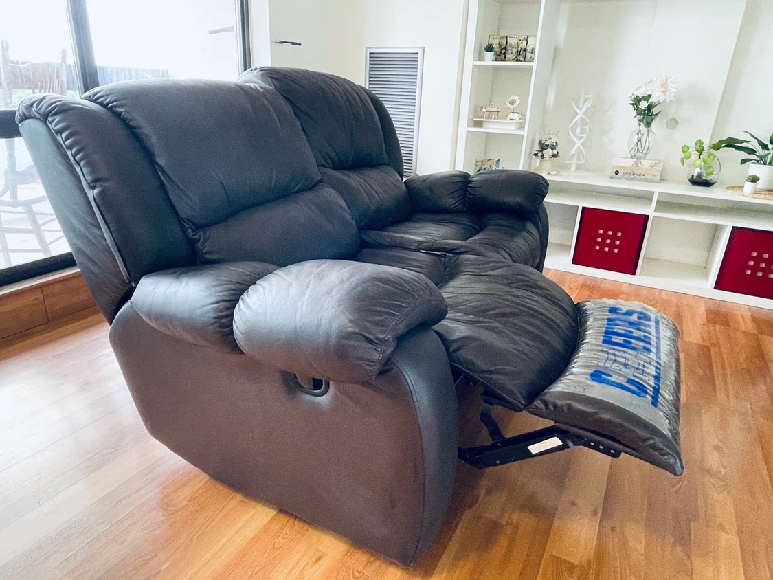 Black Leather Recliner Sofa - photo 2