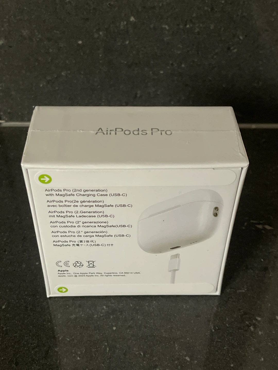 Apple AirPods Pro (2nd generation) with MagSafe Charging Case - photo 3