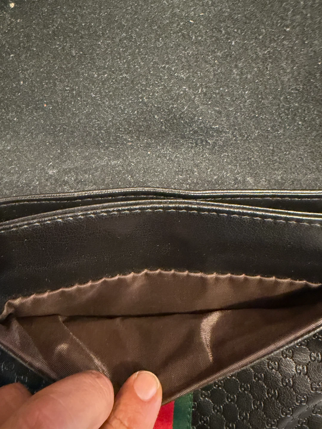 Gucci Black Monogram Messenger Bag - photo 4