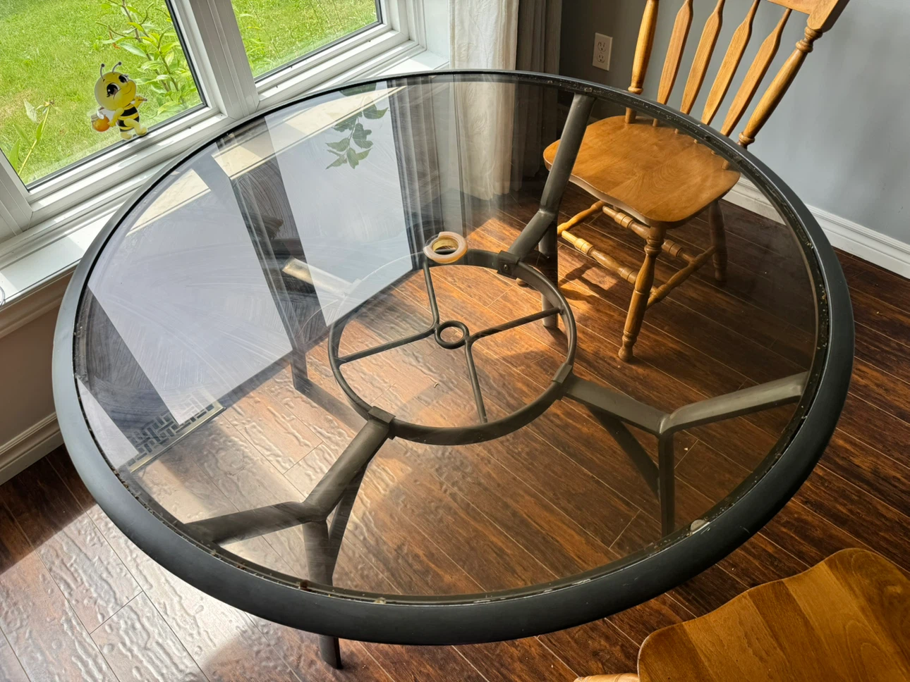 Round Glass Top Metal Frame Dining Table - photo 2