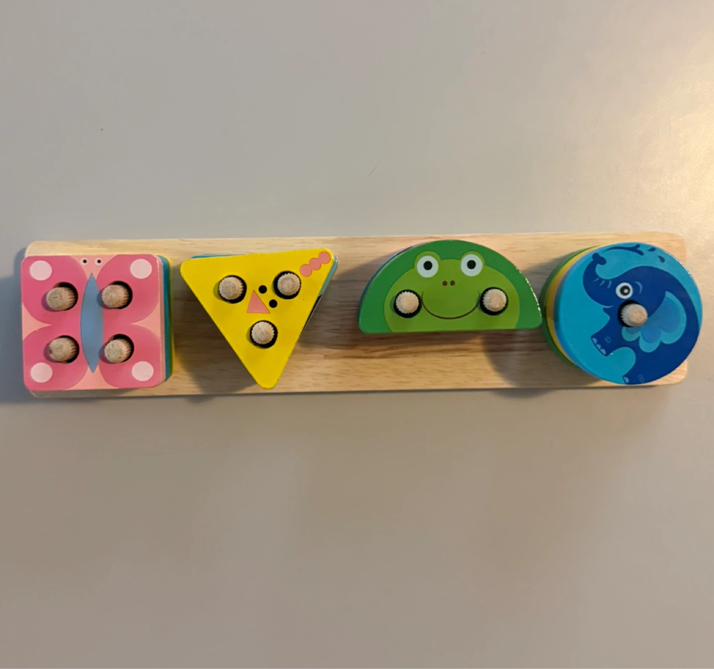 Djeco 1234 Basic Wooden Shape Sorter Toy
