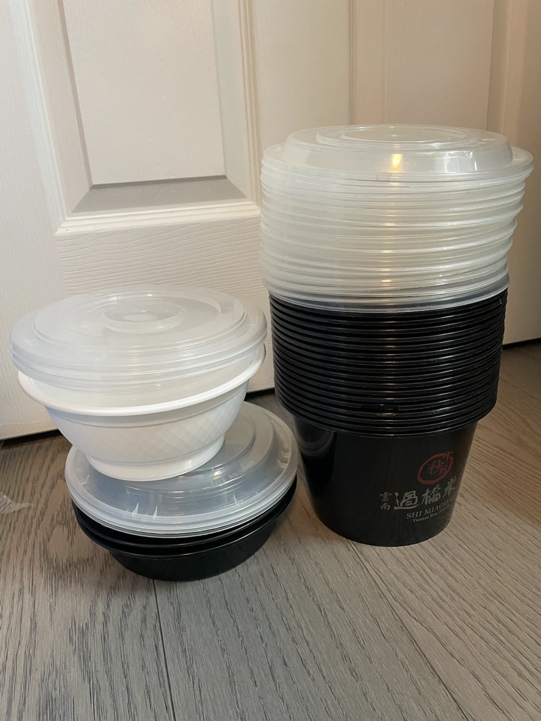 Takeout Containers with Lids