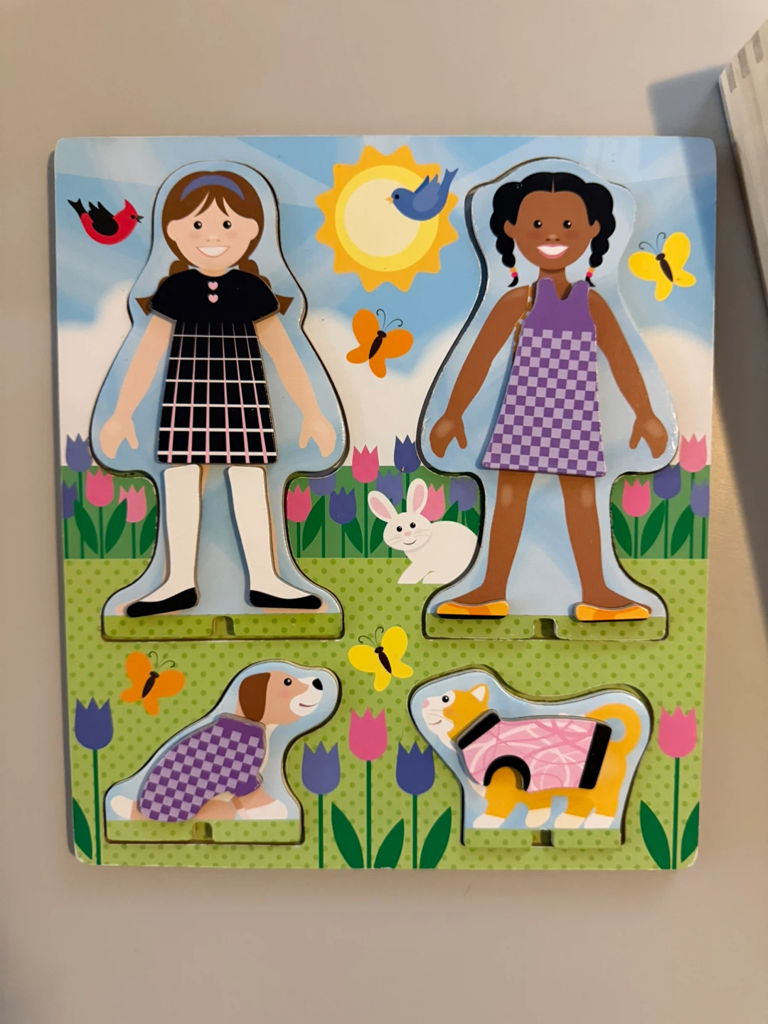 Melissa & Doug Best Friends Magnetic Dress-Up Wooden Dolls set. - photo 3