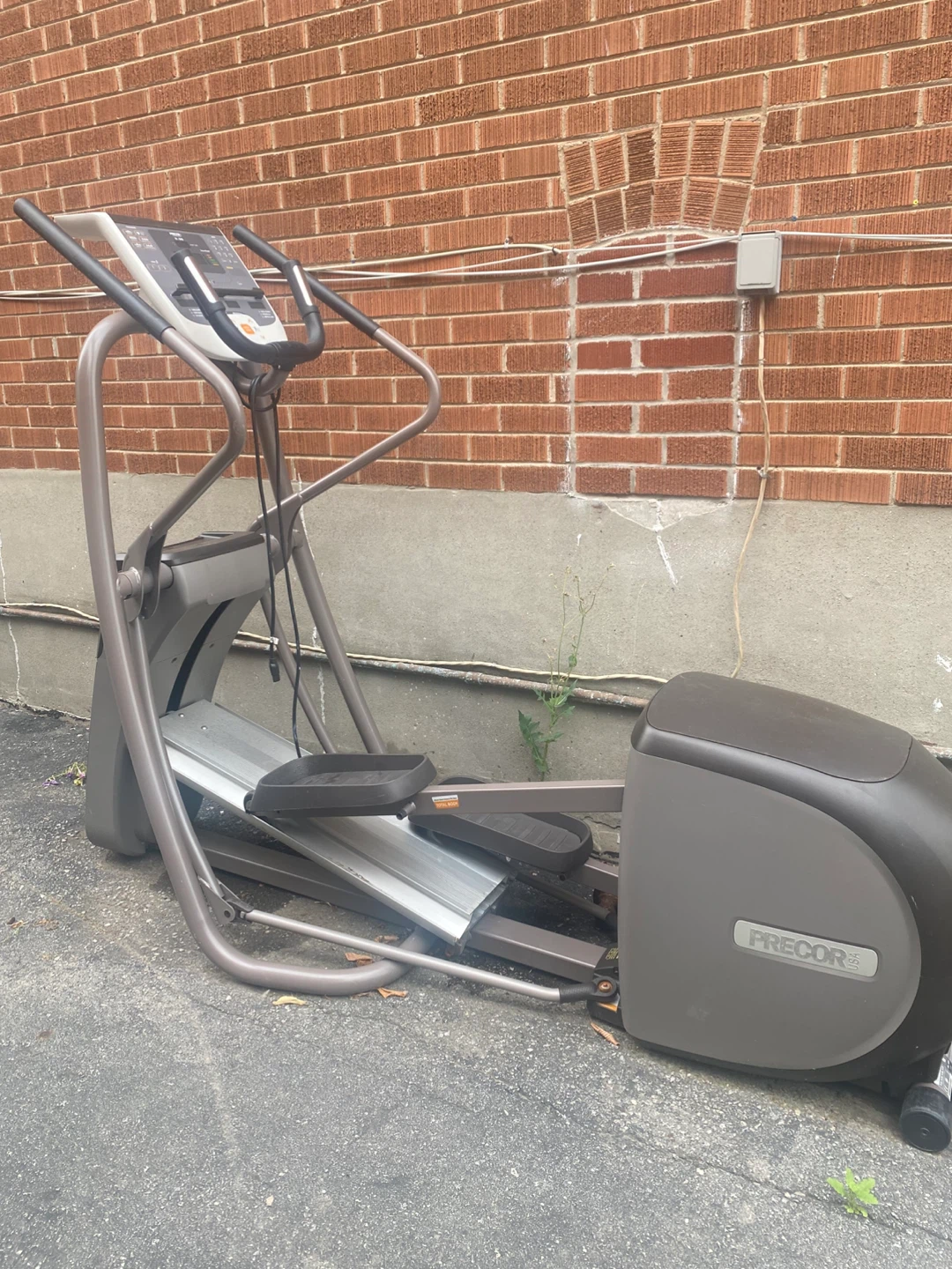 Precor Elliptical Trainer - photo 2