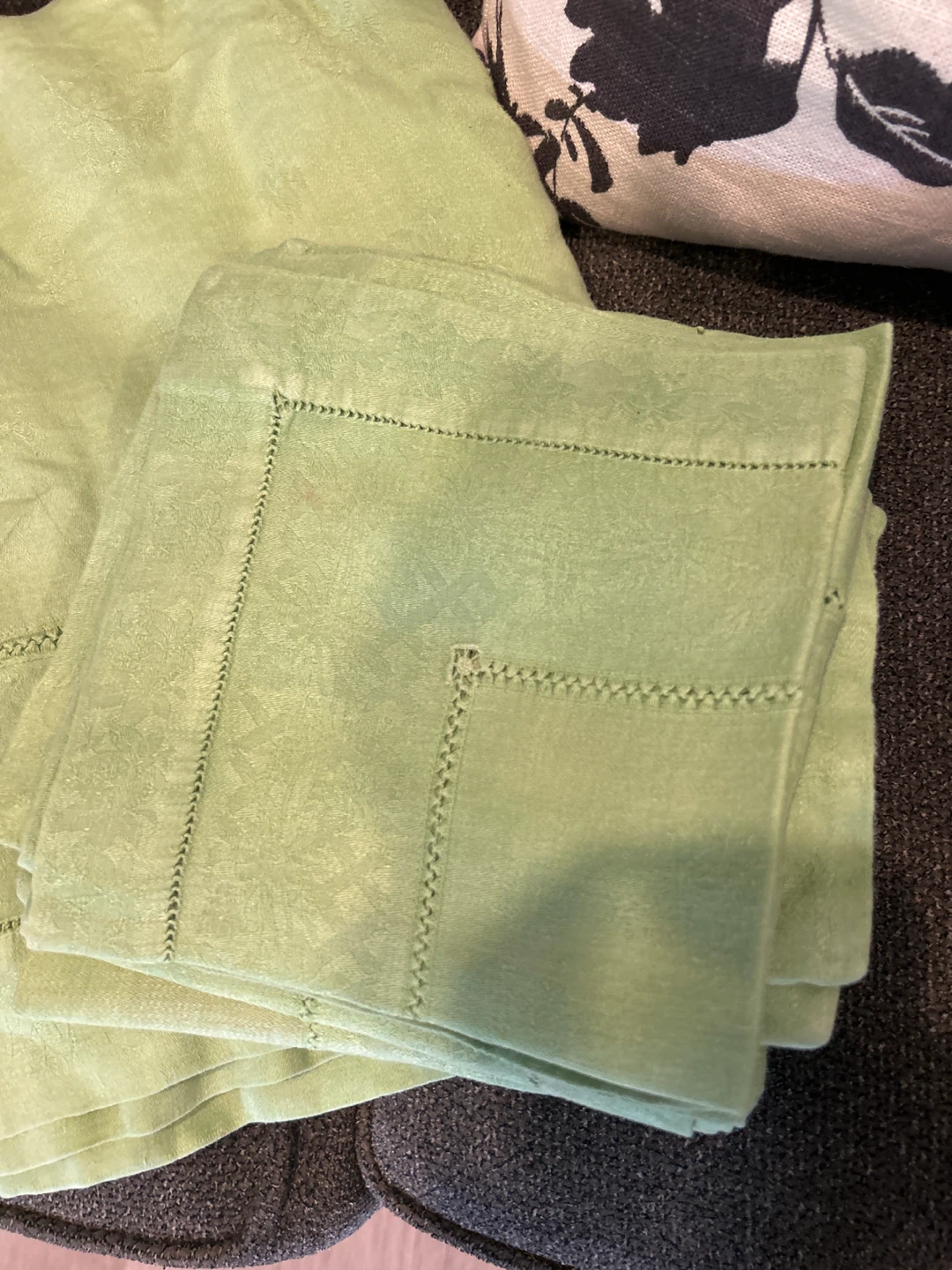 Light Green Linen Tablecloth and Napkins
