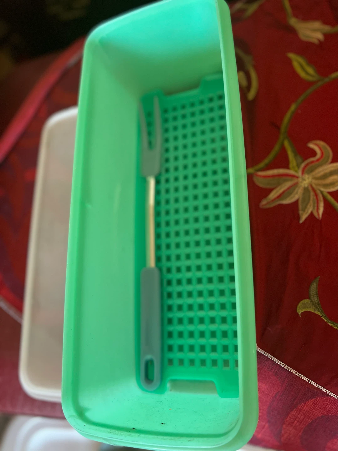 Tupperware Utensil Holder with Lid - photo 2