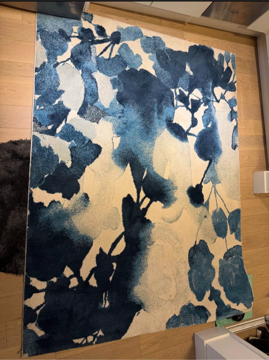 Blue Floral Area Rug - photo 2