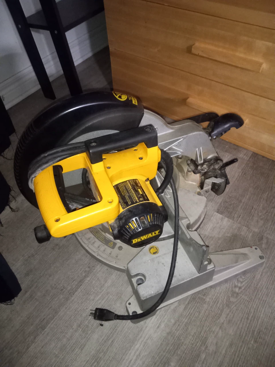 DEWALT Miter Saw
