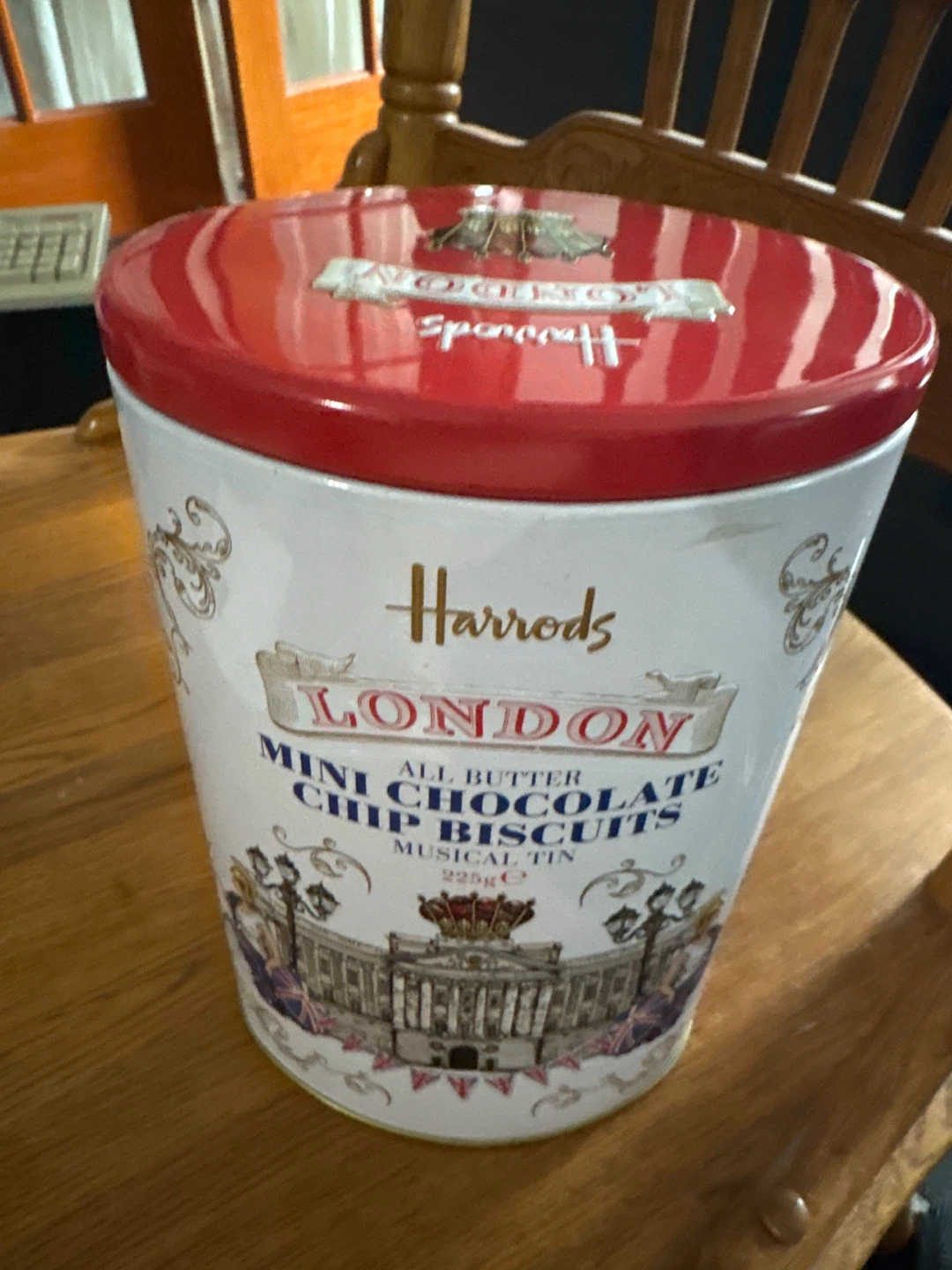 Harrods London  Mini Chocolate Chip Biscuits 225g