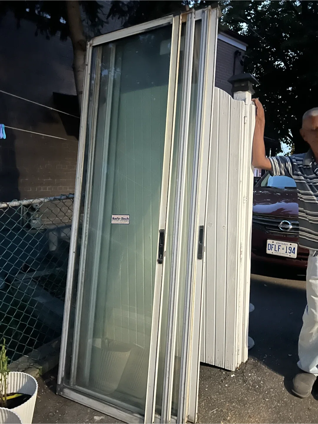 Sliding Glass Door 8ft x 2ft, very strong - photo 3