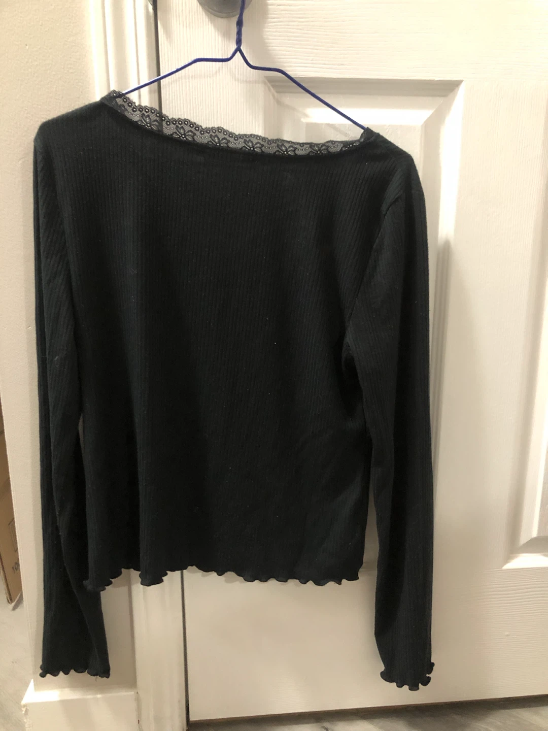 SOCIETY 212 Black Long Sleeve Top - Size L - photo 2