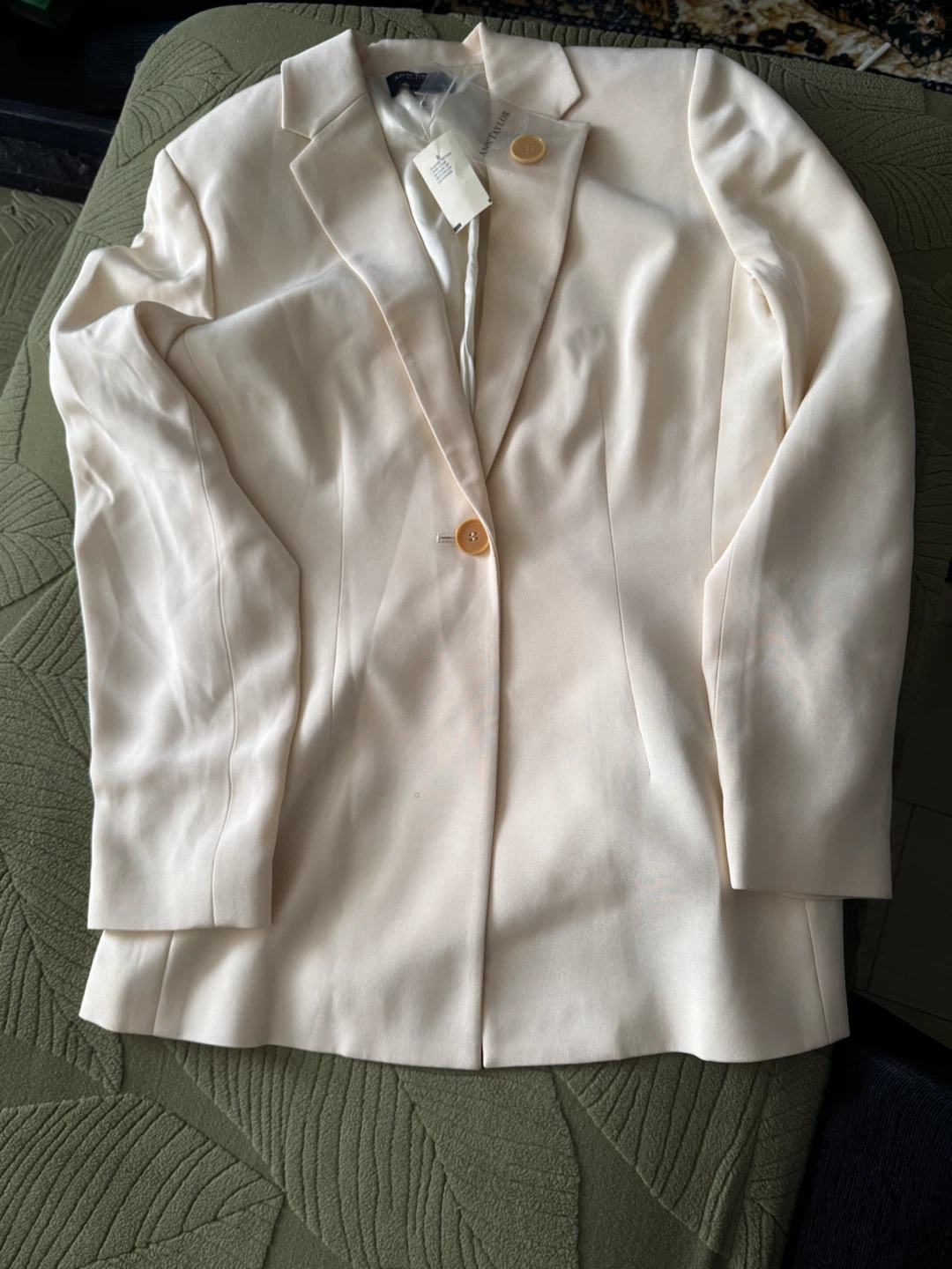 Ann Taylor Petite Cream Blazer - photo 2