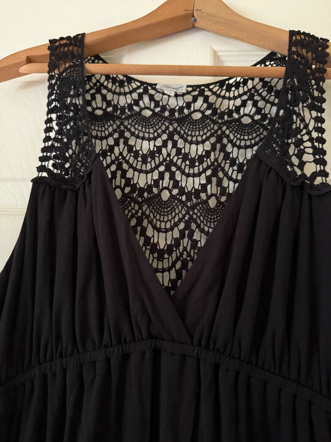 Kismet Black Maxi Dress with Lace Detail - photo 3