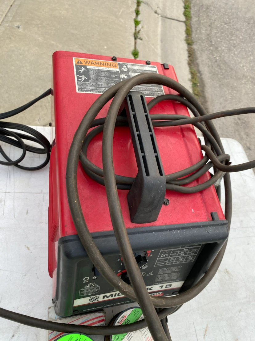 Lincoln MIG pak 15 220v welder - photo 3