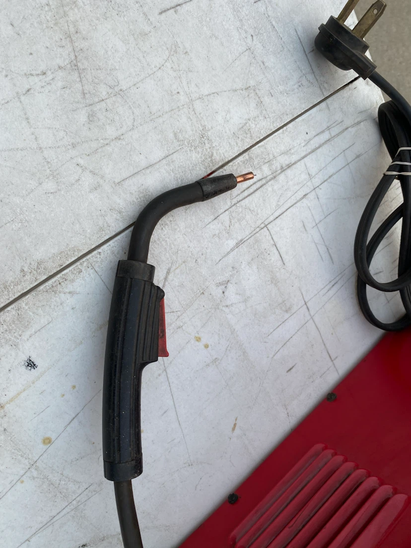 Lincoln MIG pak 15 220v welder - photo 4