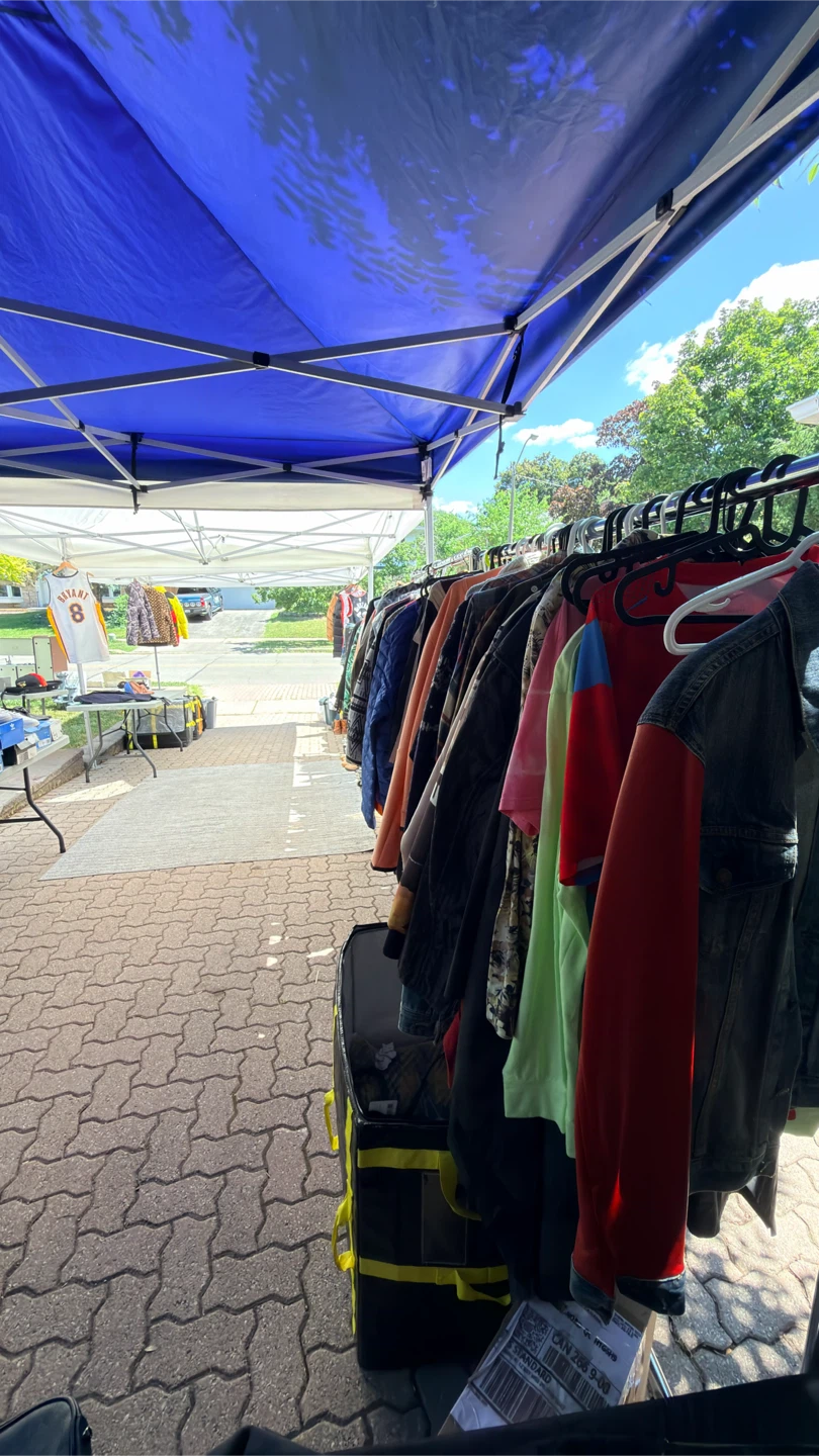 💥 HUGE GARAGE SALE – AUGUST 15–16! 💥 - photo 4