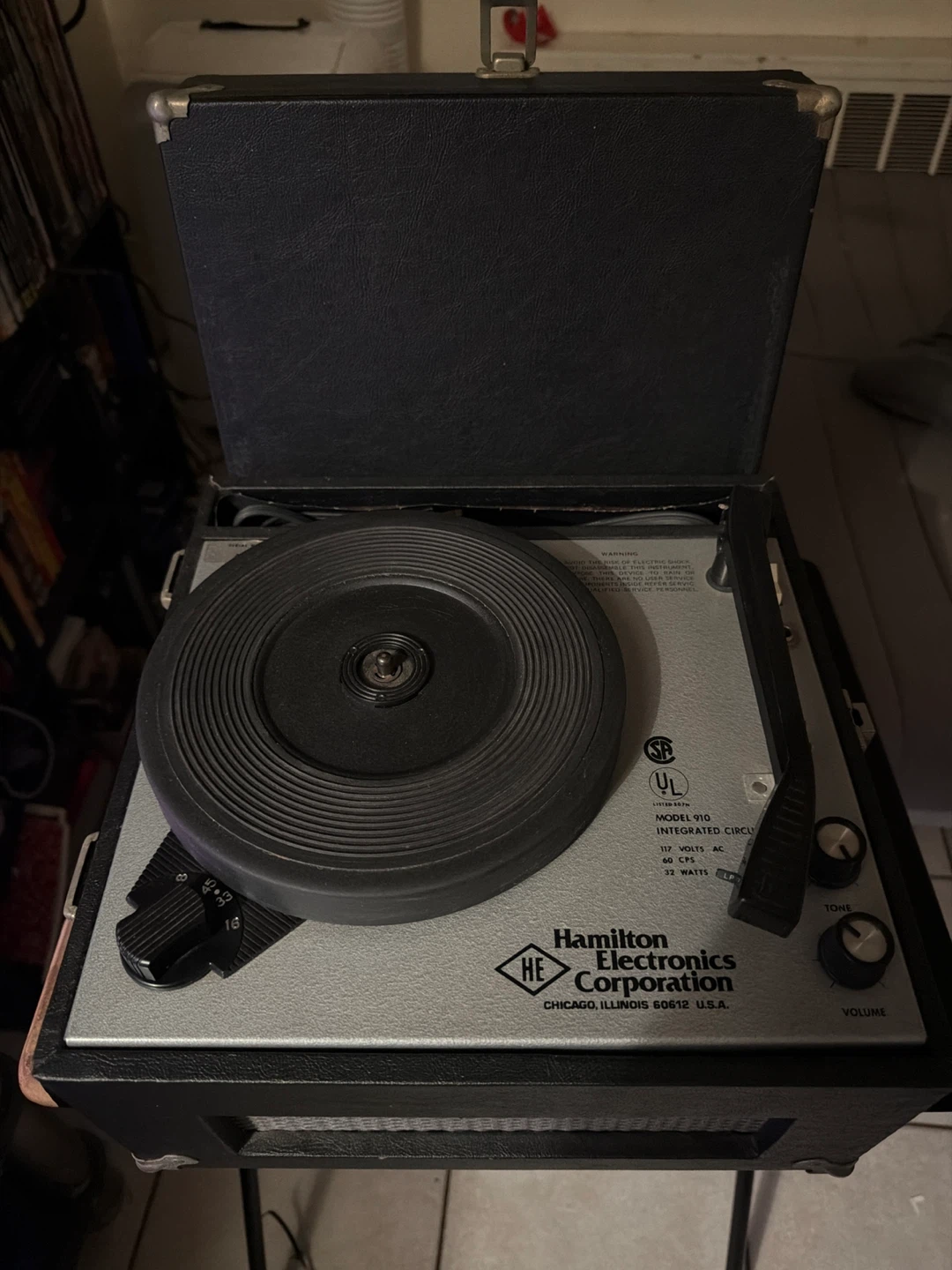 Hamilton Electronics Model 910 Integrated Circuit Record Player - photo 2